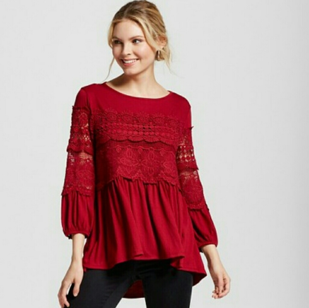 Women's Lace Overlay Knit Pleasant Top Ruby S